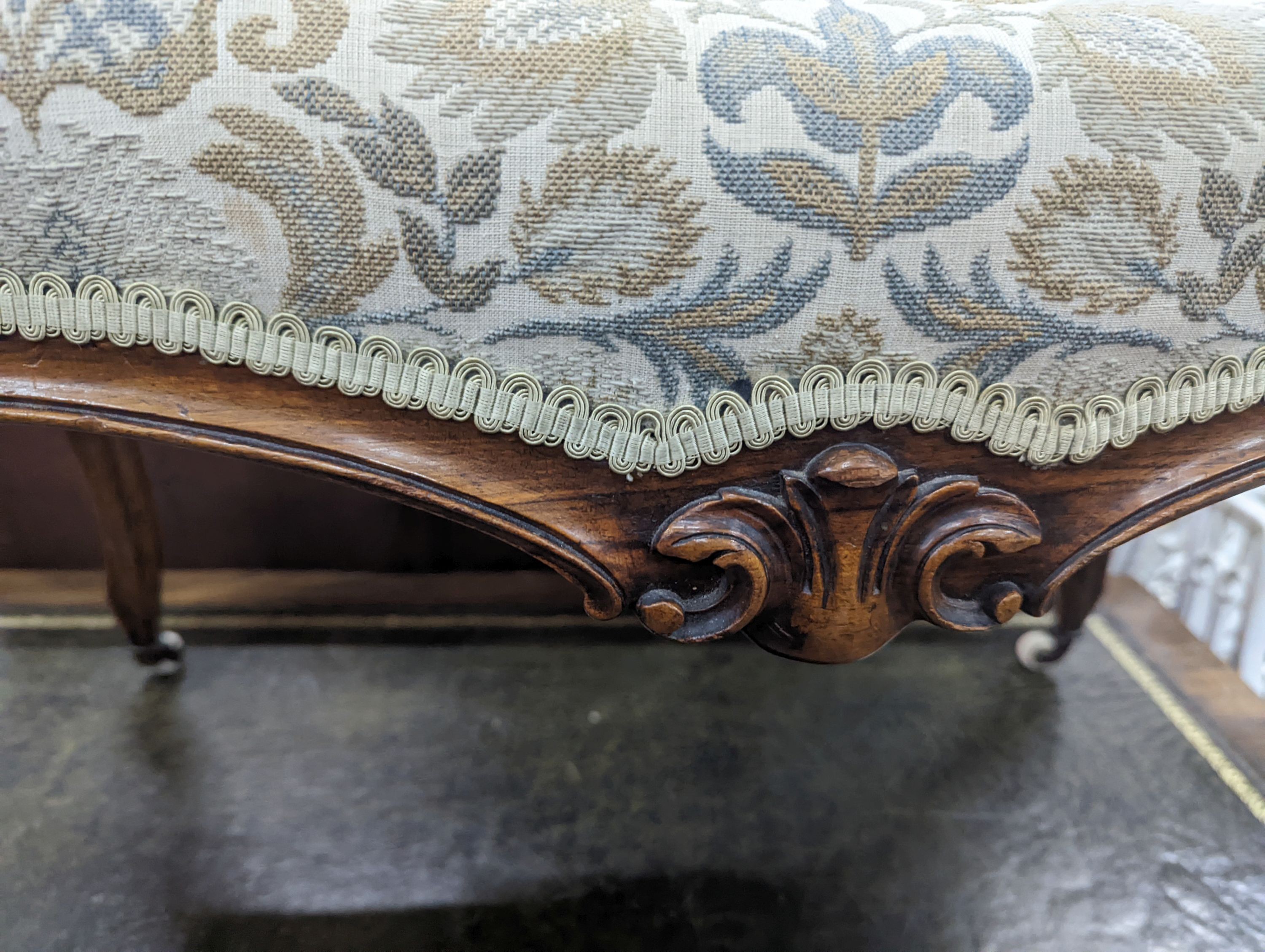 A Victorian rectangular walnut cabriole leg dressing stool, length 80cm, depth 45cm, height 46cm